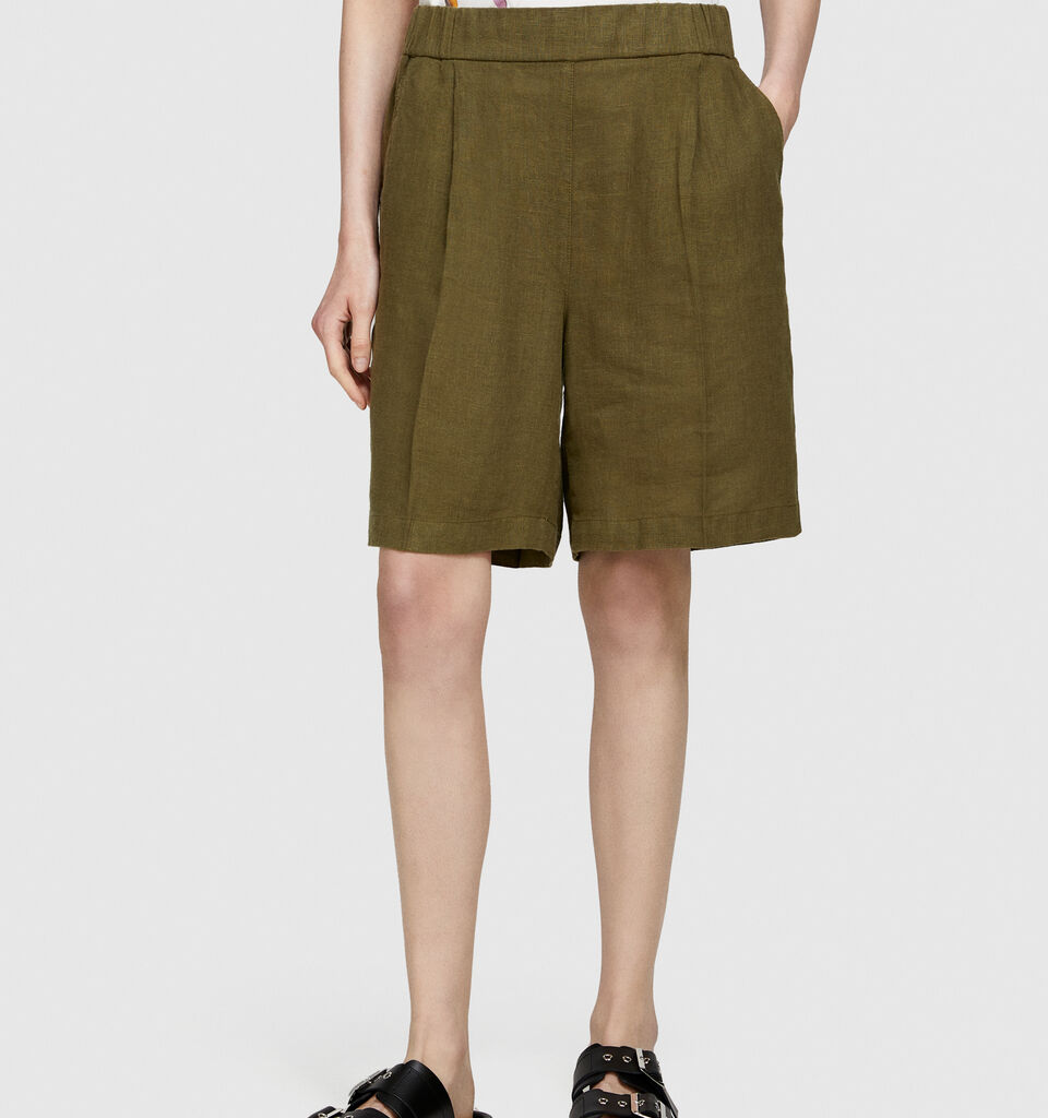 100% linen bermudas - women's shorts - Military Green | Sisley image number 4